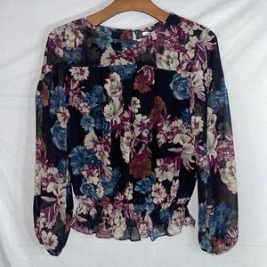 Collective Concept blouse size Small New with tag floral printing .